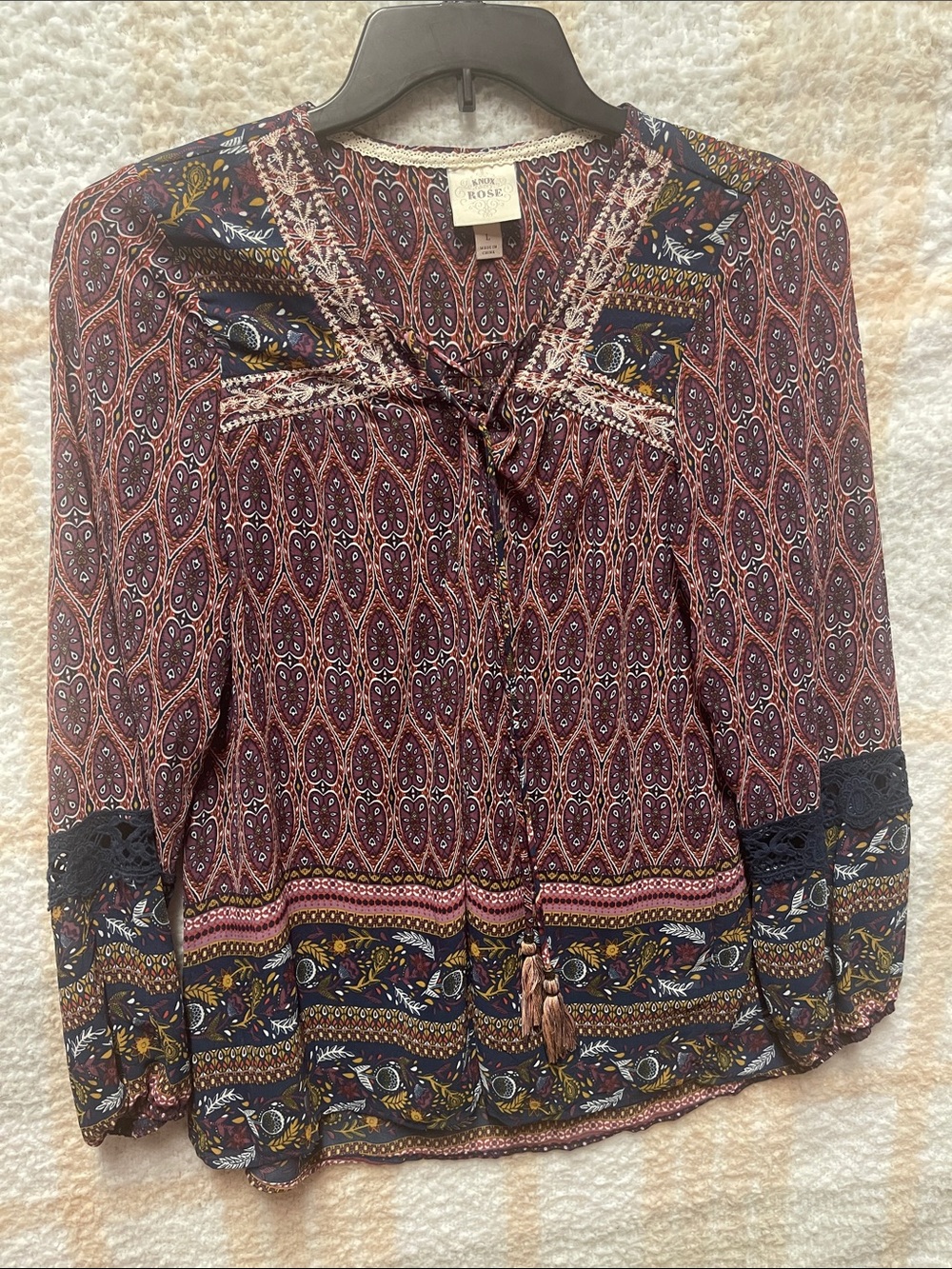 Knox Rose Women's Burgundy Paisley Tie-Neck Blouse Bohemian Size L